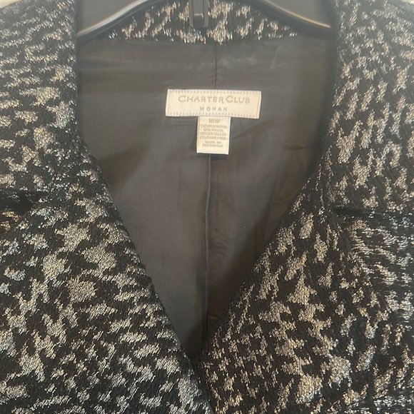 Charter club 2 button pocketed 18W blazer - Picture 2 of 4